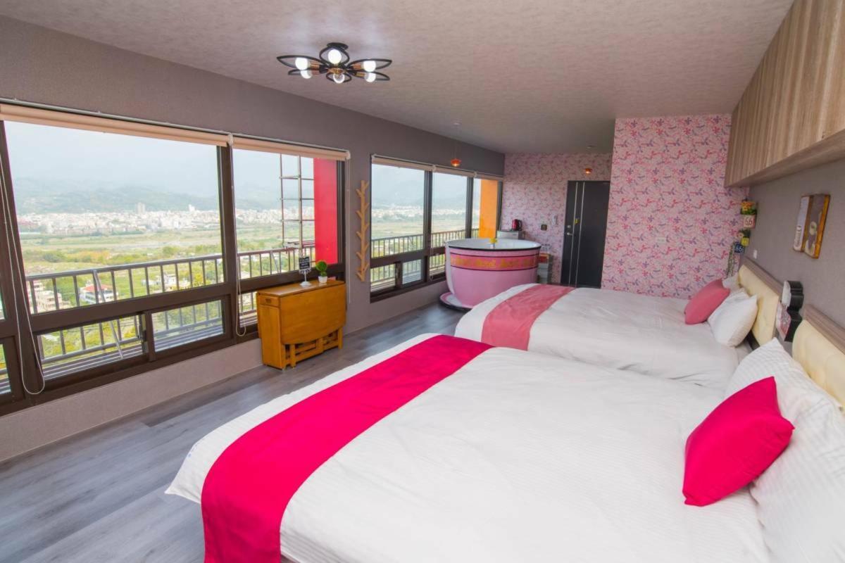 Apartmán Rainbow Hill House彩虹山舍 Shigang Exteriér fotografie