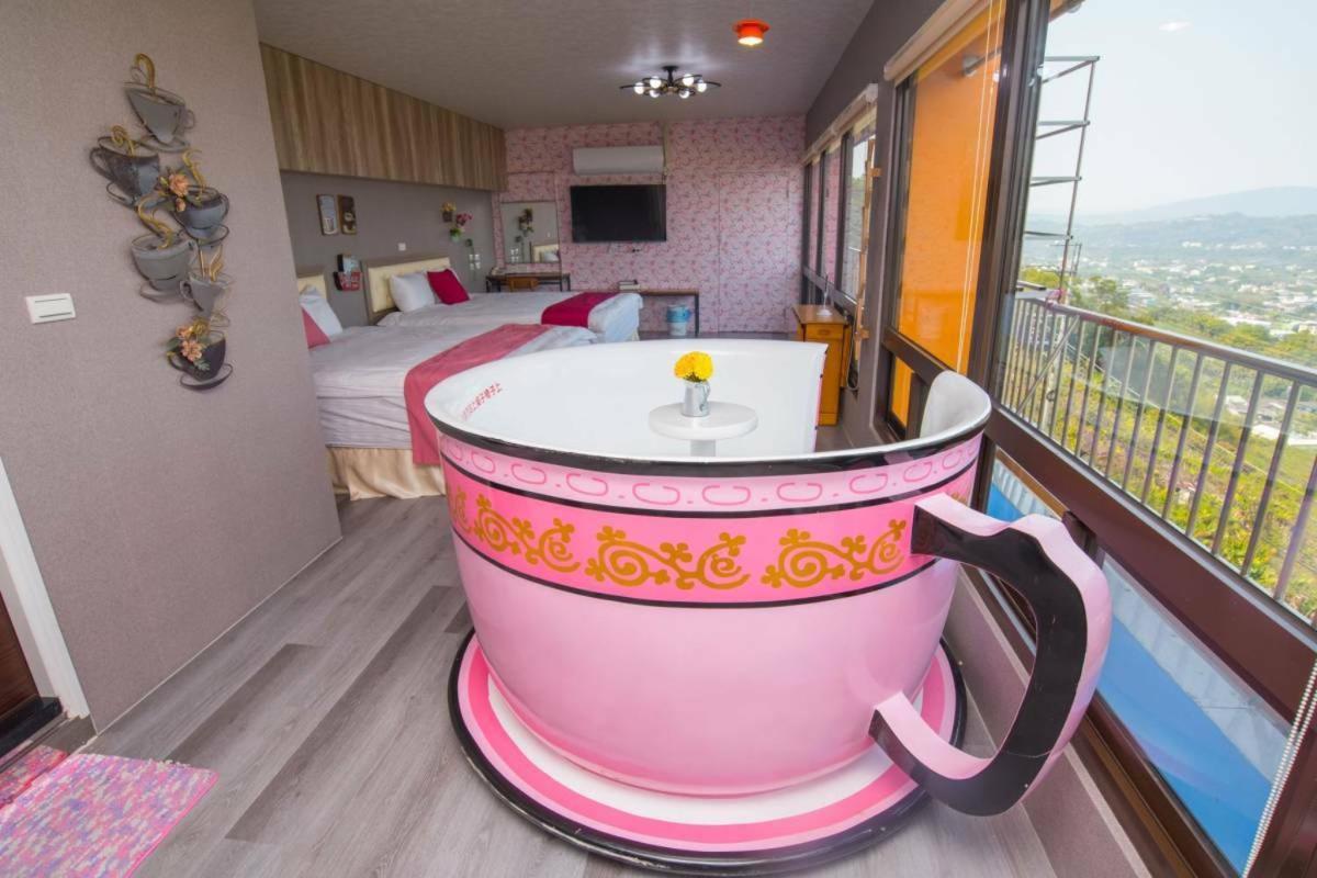 Apartmán Rainbow Hill House彩虹山舍 Shigang Exteriér fotografie